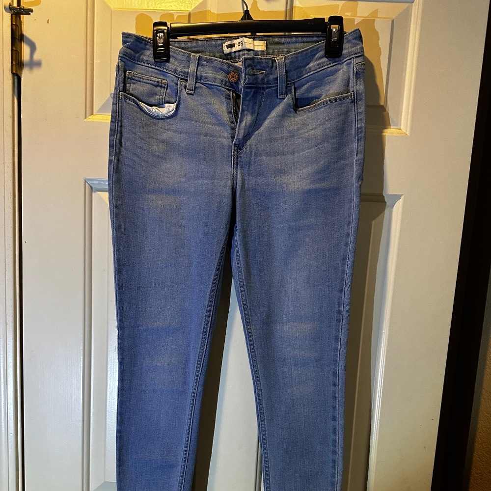 Levi's Size 29 Light Wash Skinny Jeans